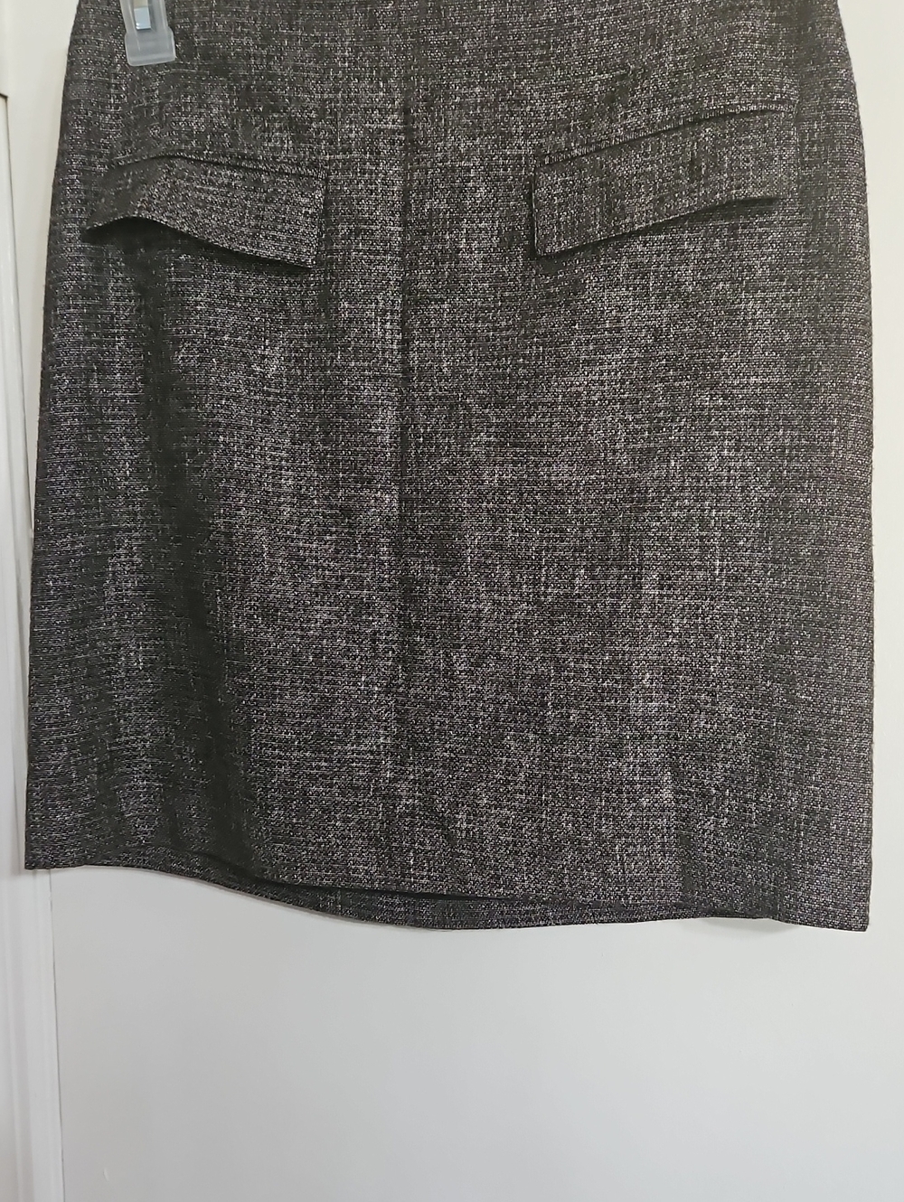 Ann Taylor Black and Gray Tweed Pencil Skirt with Flap Pockets
